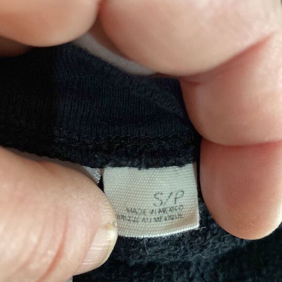 Disney Winnie the Pooh sweater - Picture 3 of 4